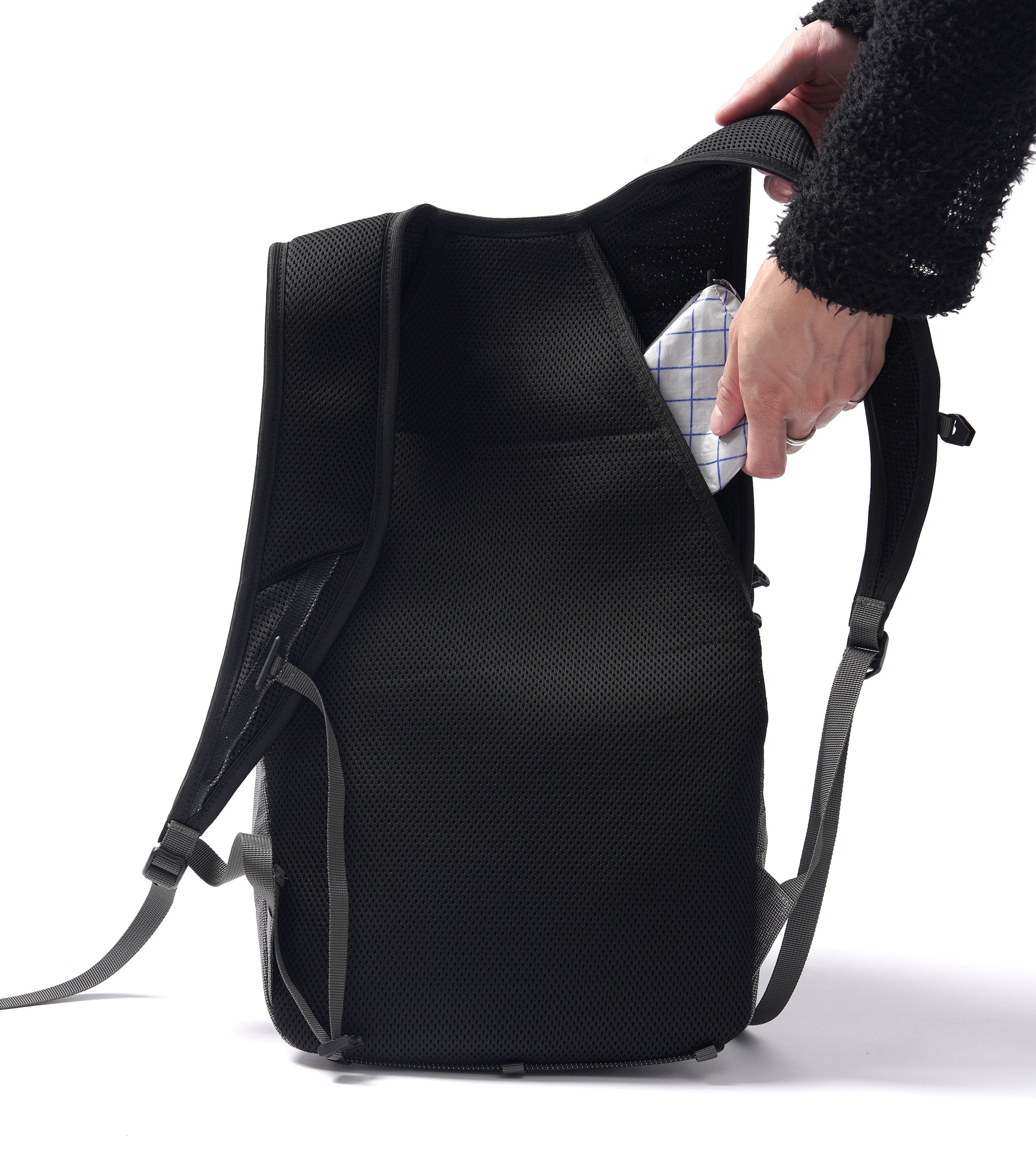 SExJS_SS25_Drop14-Ultra200-