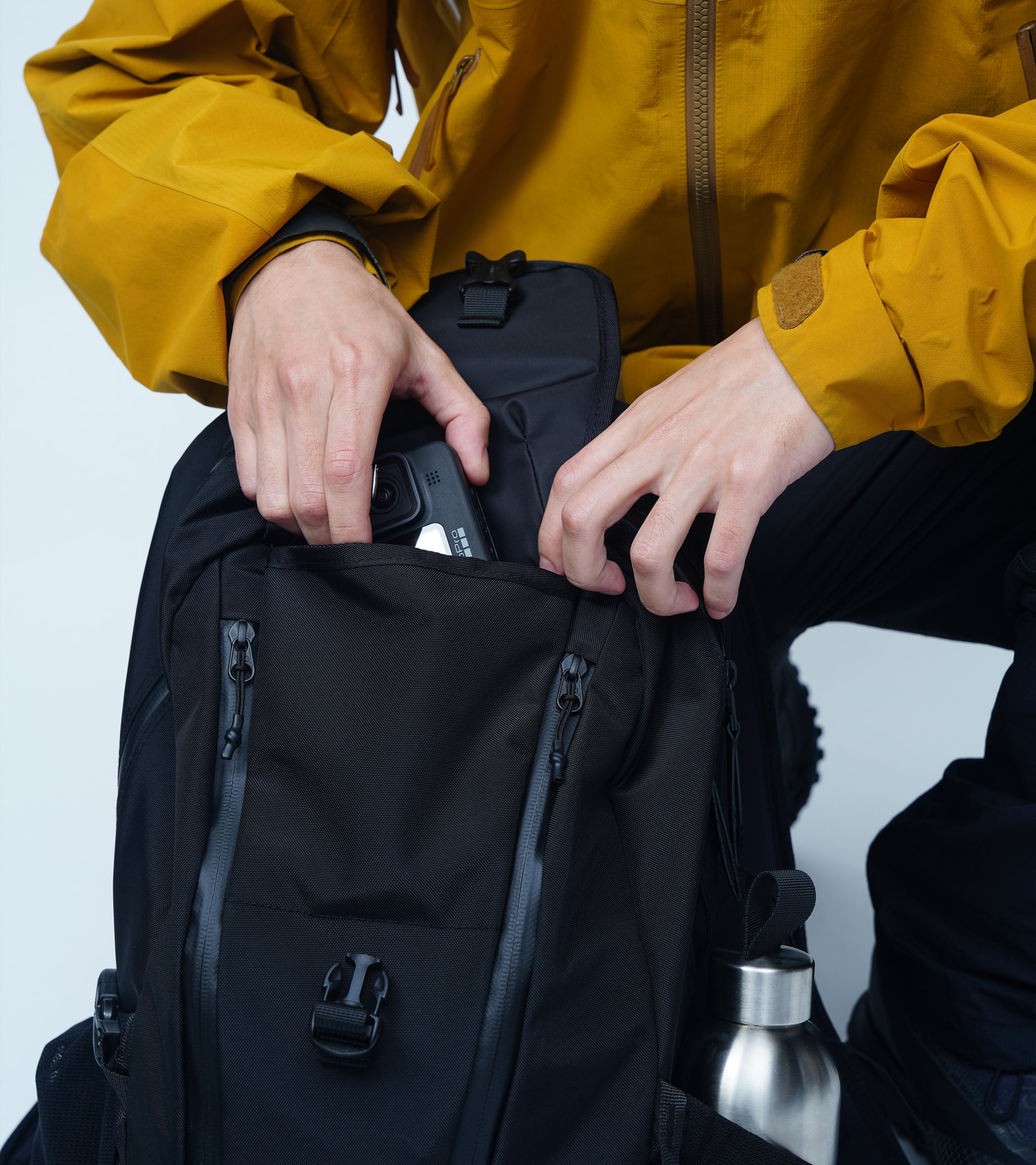 Classic Backpack XL 26L | Herschel Supply Company